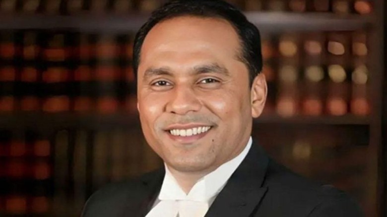 ব্যারিস্টার কায়সার কামাল বেসরকারিভাবে জয়লাভ...