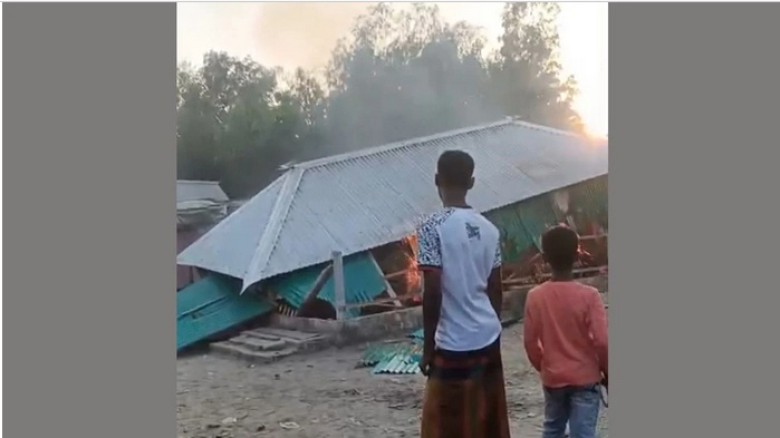 টাঙ্গাইলের ভূঞাপুরে জামায়াতের অফিসে ভাঙচুরের পর আগ...